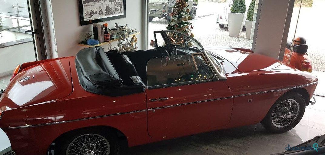 1968' MG MGB photo #4