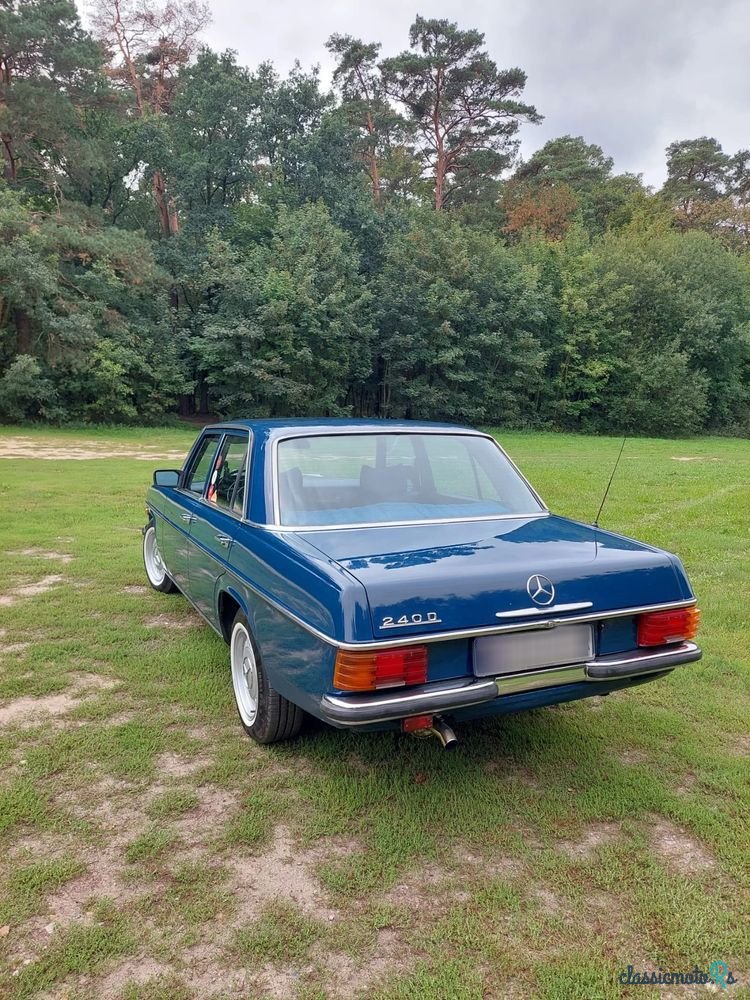 1976' Mercedes-Benz photo #2