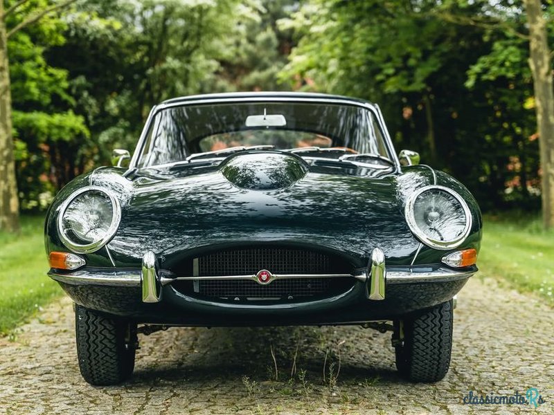 1964' Jaguar E-Type photo #2