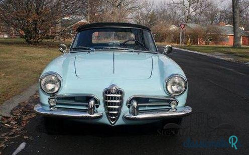 1959' Alfa Romeo Giulietta Spider photo #1