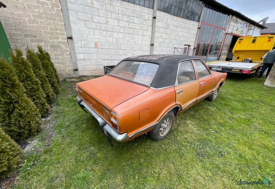 1969' Ford Taunus photo #4