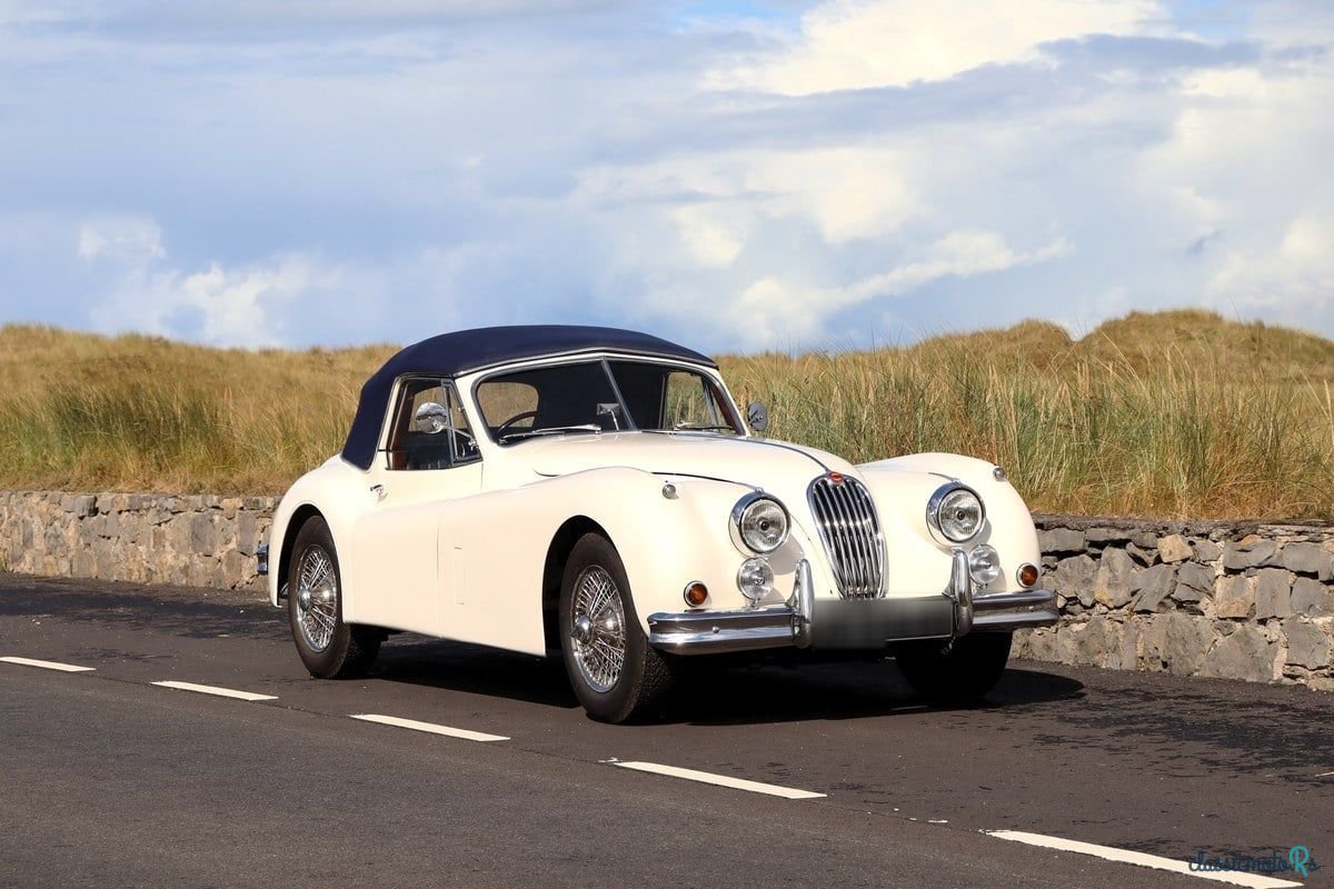 1955' Jaguar Mark IX photo #4