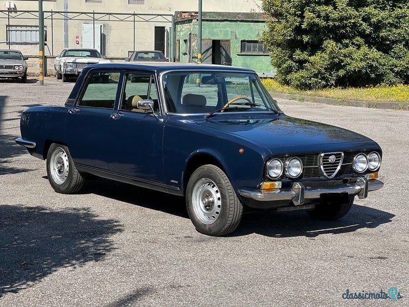 1973' Alfa Romeo 2000 photo #6