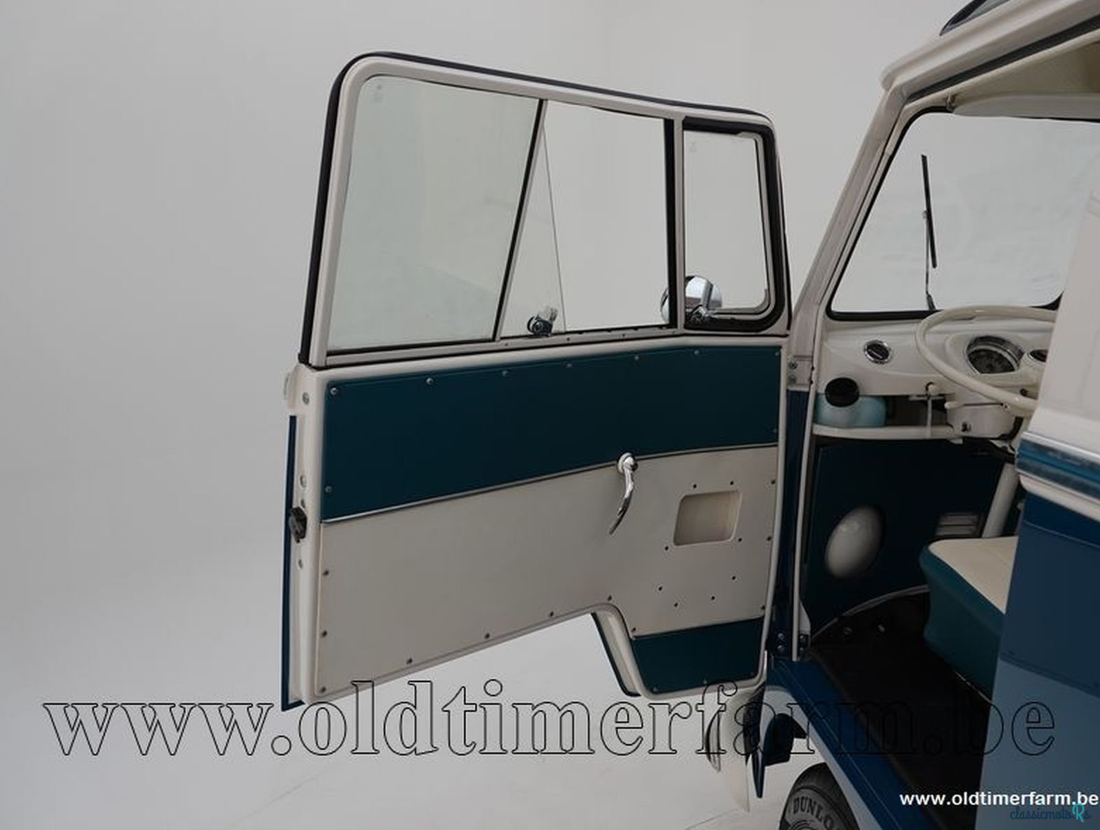 1966' Volkswagen Camper photo #6