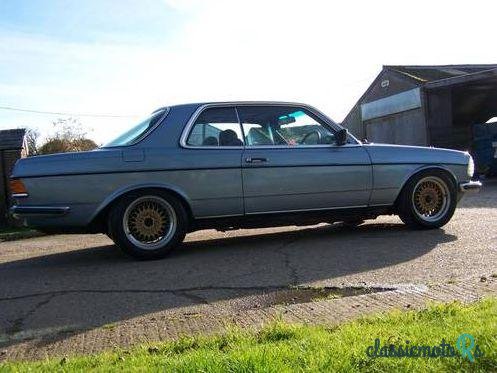 1984' Mercedes-Benz 230 W123 230Ce photo #1