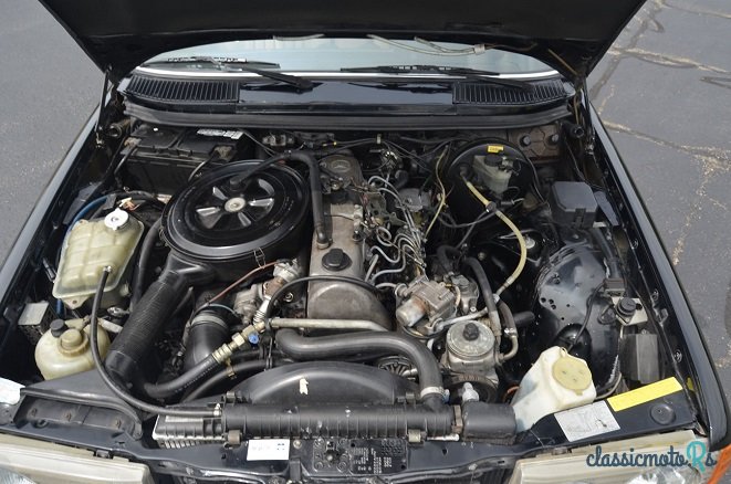 1984' Mercedes-Benz 300 photo #6