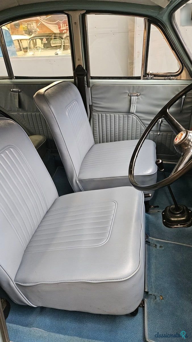 1957' Morris Minor photo #5