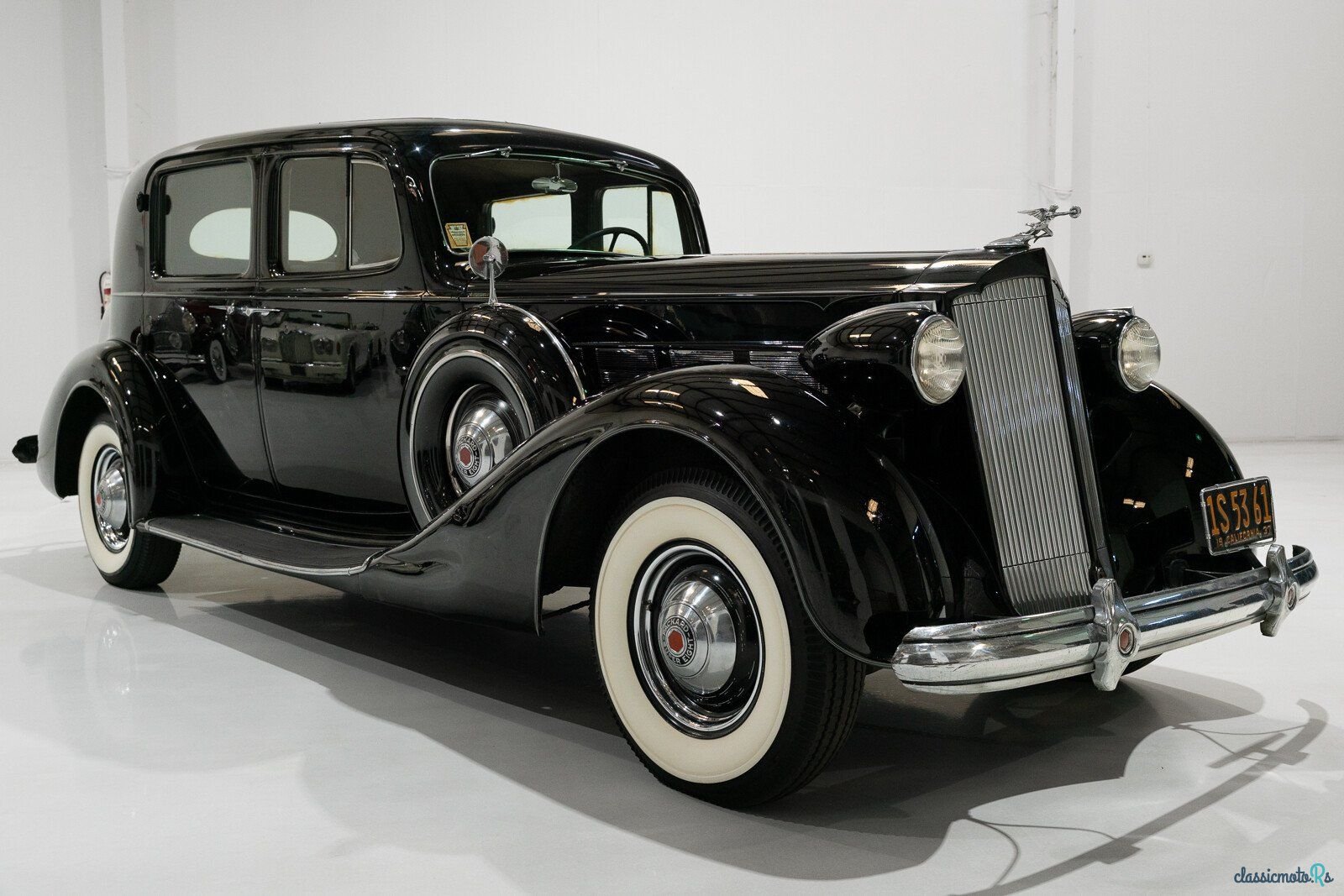 1937' Packard Super 8 photo #4