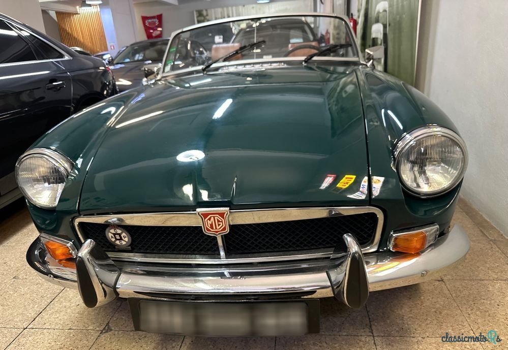 1973' MG MGB photo #2