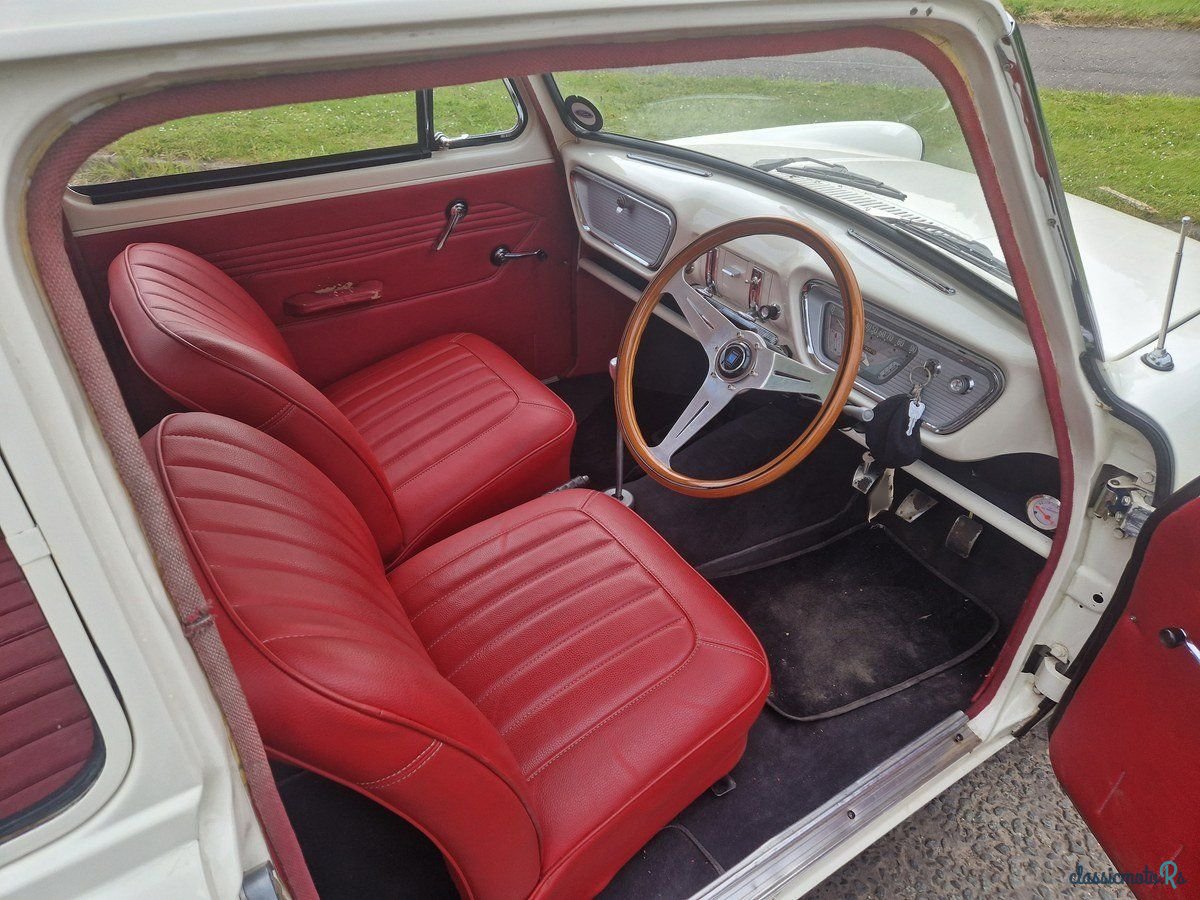 1967' Ford Anglia photo #5