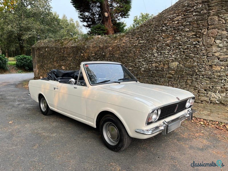 1967' Ford Cortina photo #4