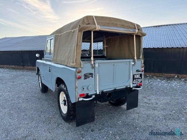 1965' Land Rover Series II photo #3