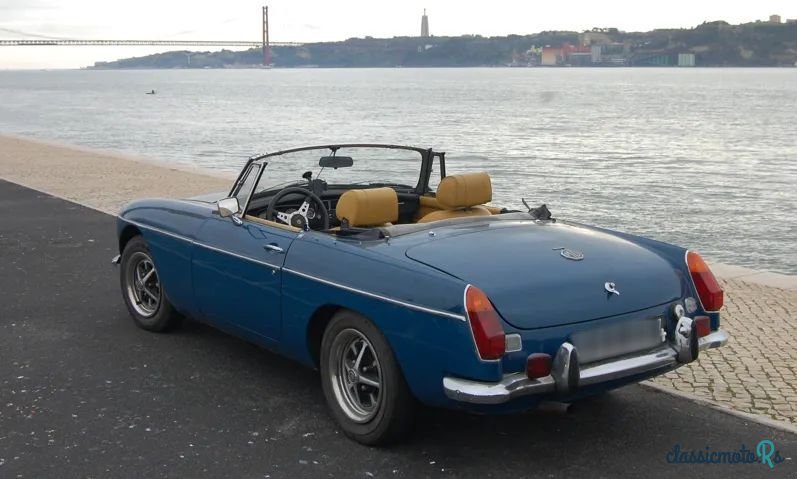 1973' MG MGB photo #5