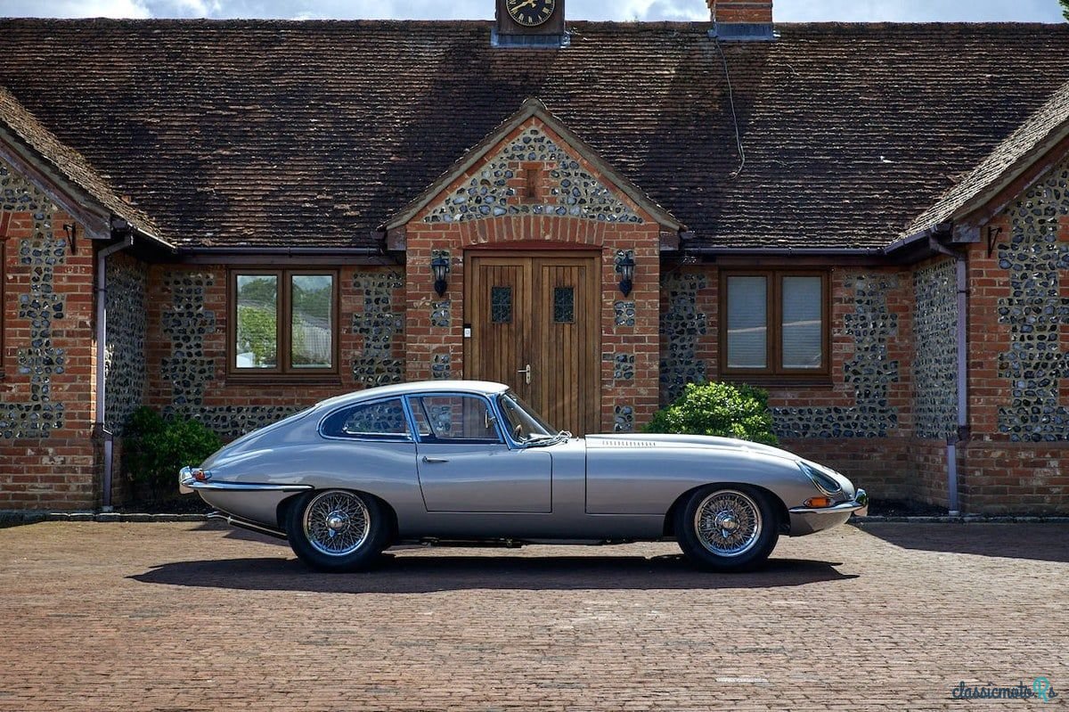 1964' Jaguar E-Type photo #2