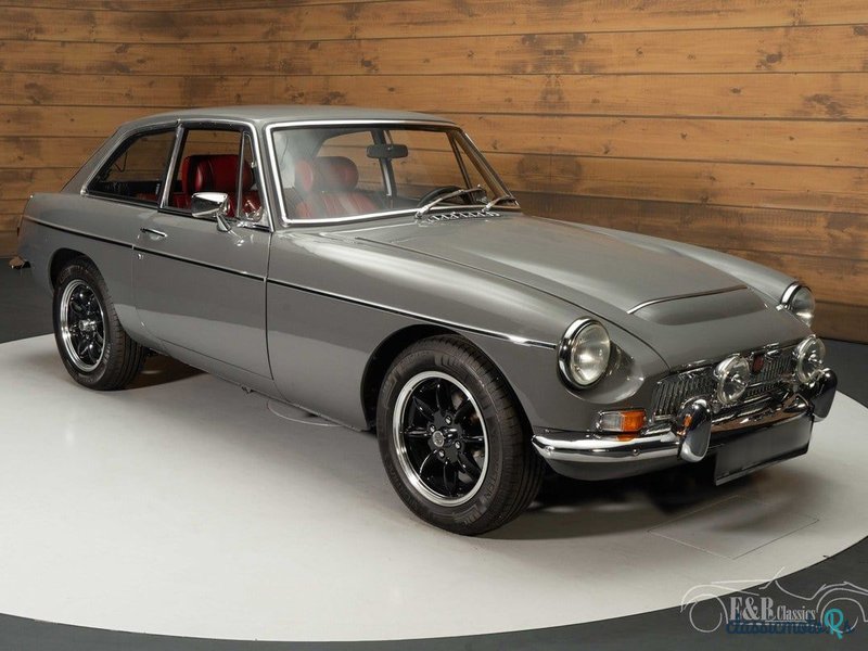 1975' MG MGB photo #4