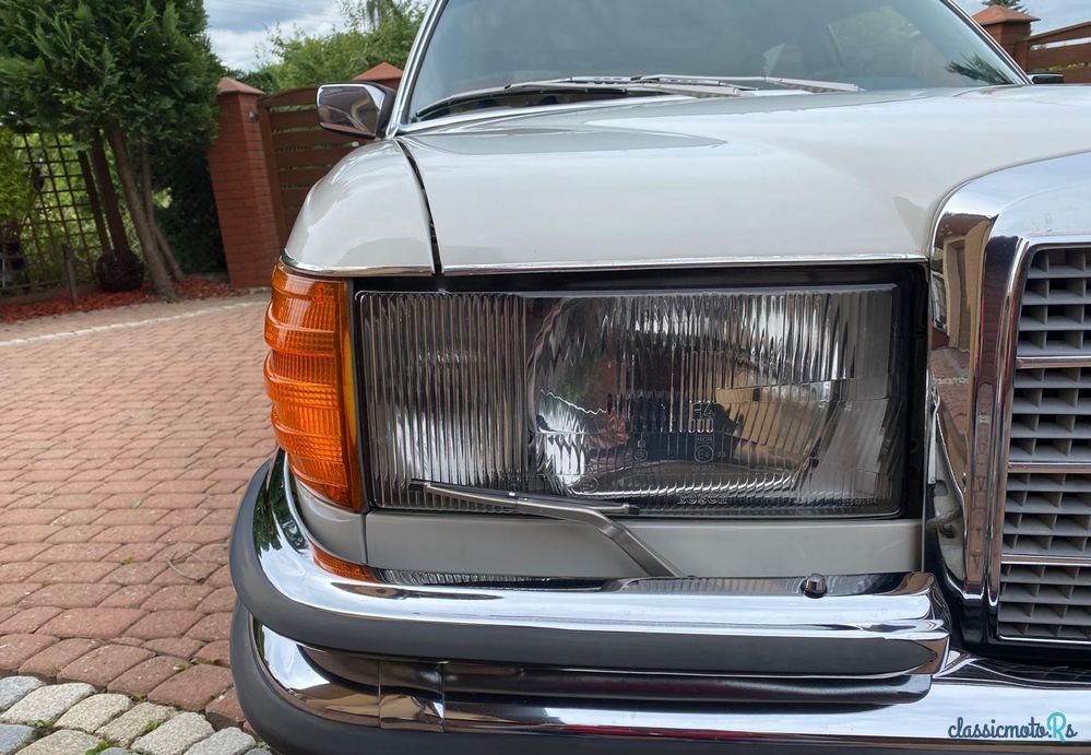 1976' Mercedes-Benz W111 photo #4