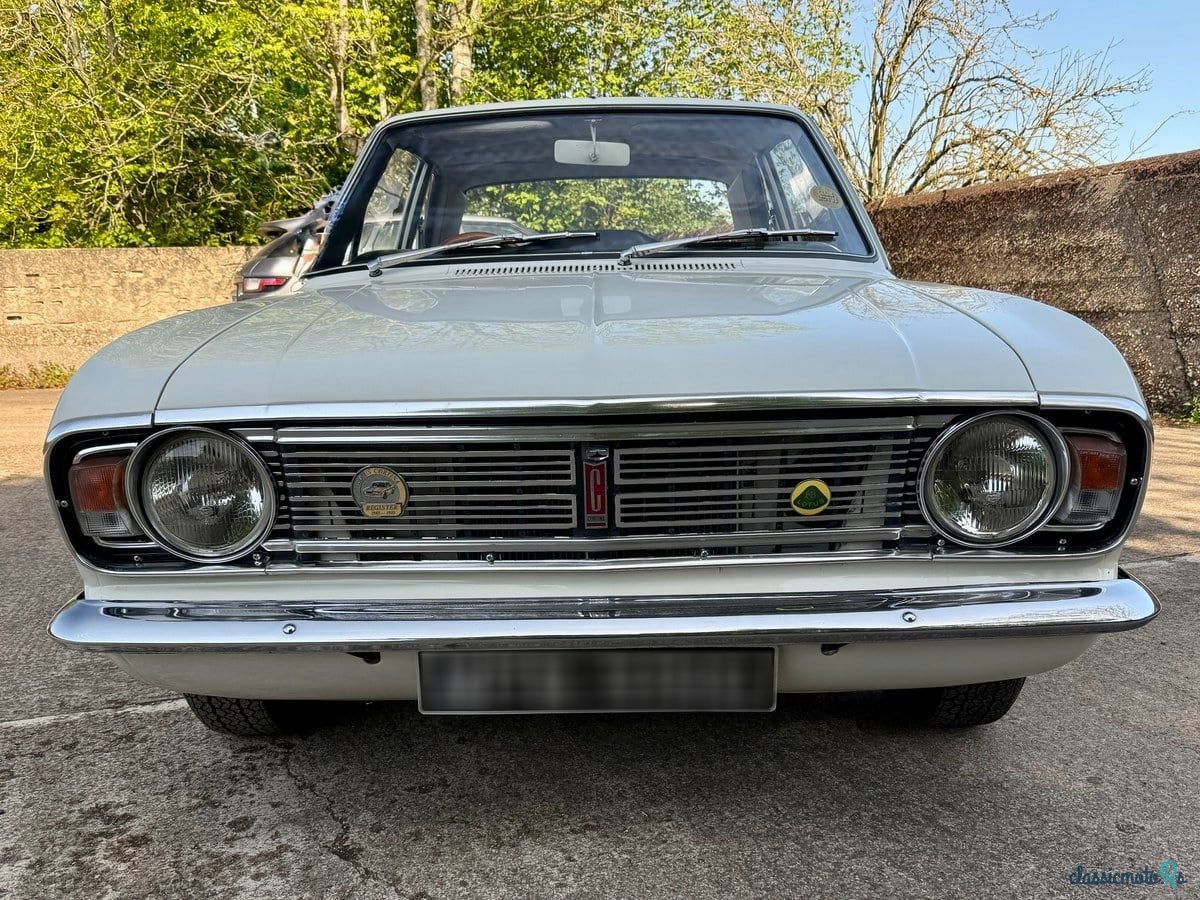 1968' Lotus Cortina photo #3