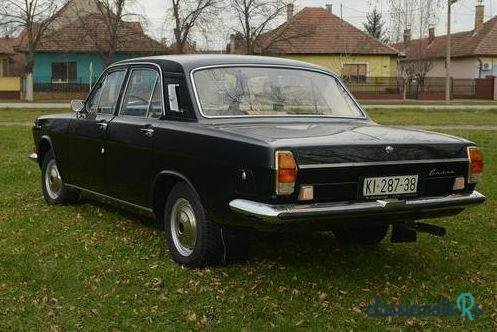 1978' Gaz Volga M-24 photo #5