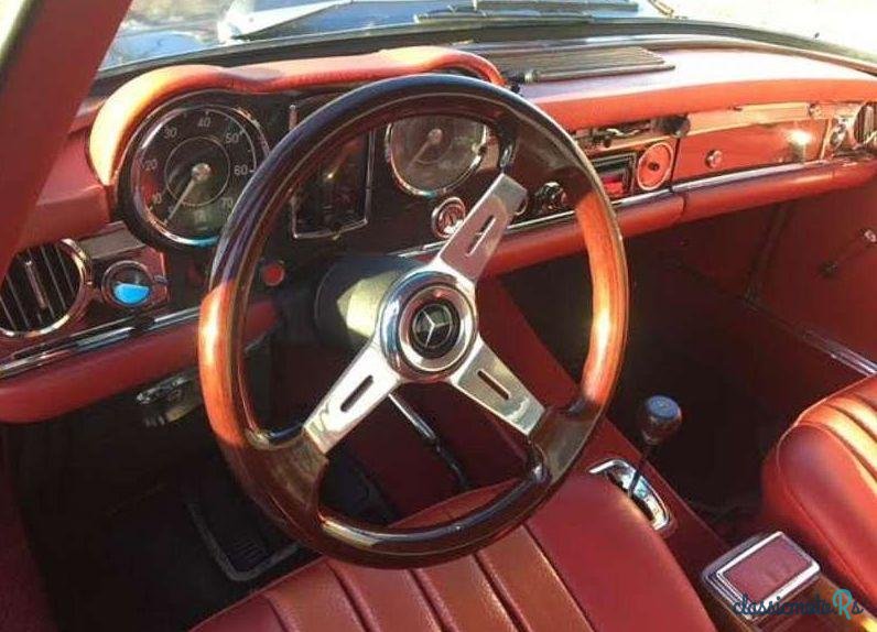 1968' Mercedes-Benz W113 SL 280 photo #2