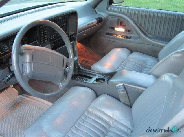 1990' Oldsmobile Toronado Trofeo photo #1