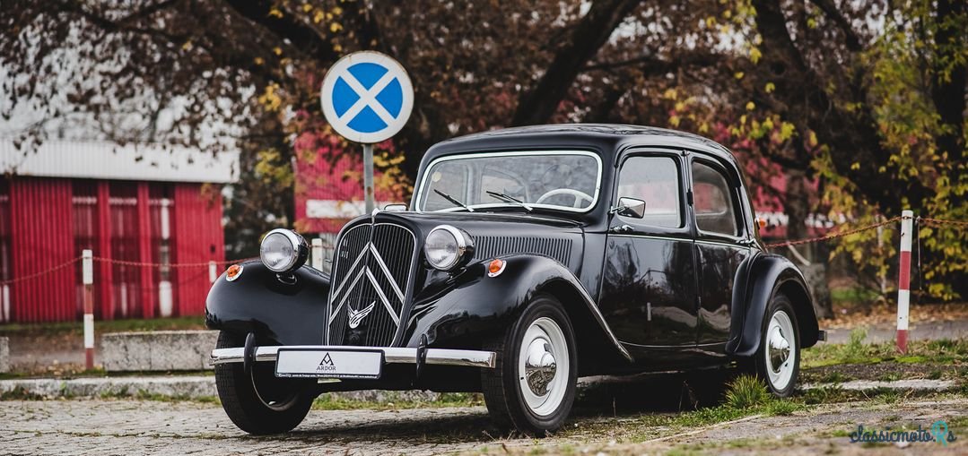 1955' Citroen BL11 photo #3