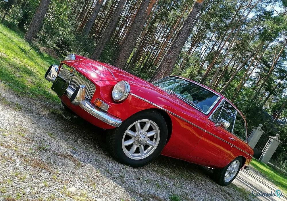 1968' MG GT photo #1