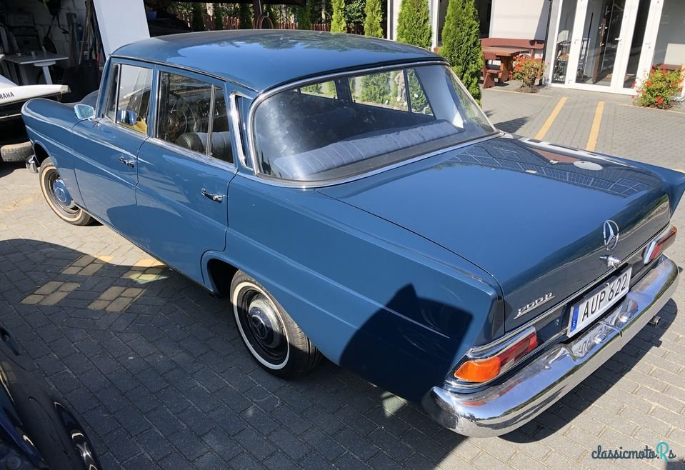 1966' Mercedes-Benz W110 photo #4