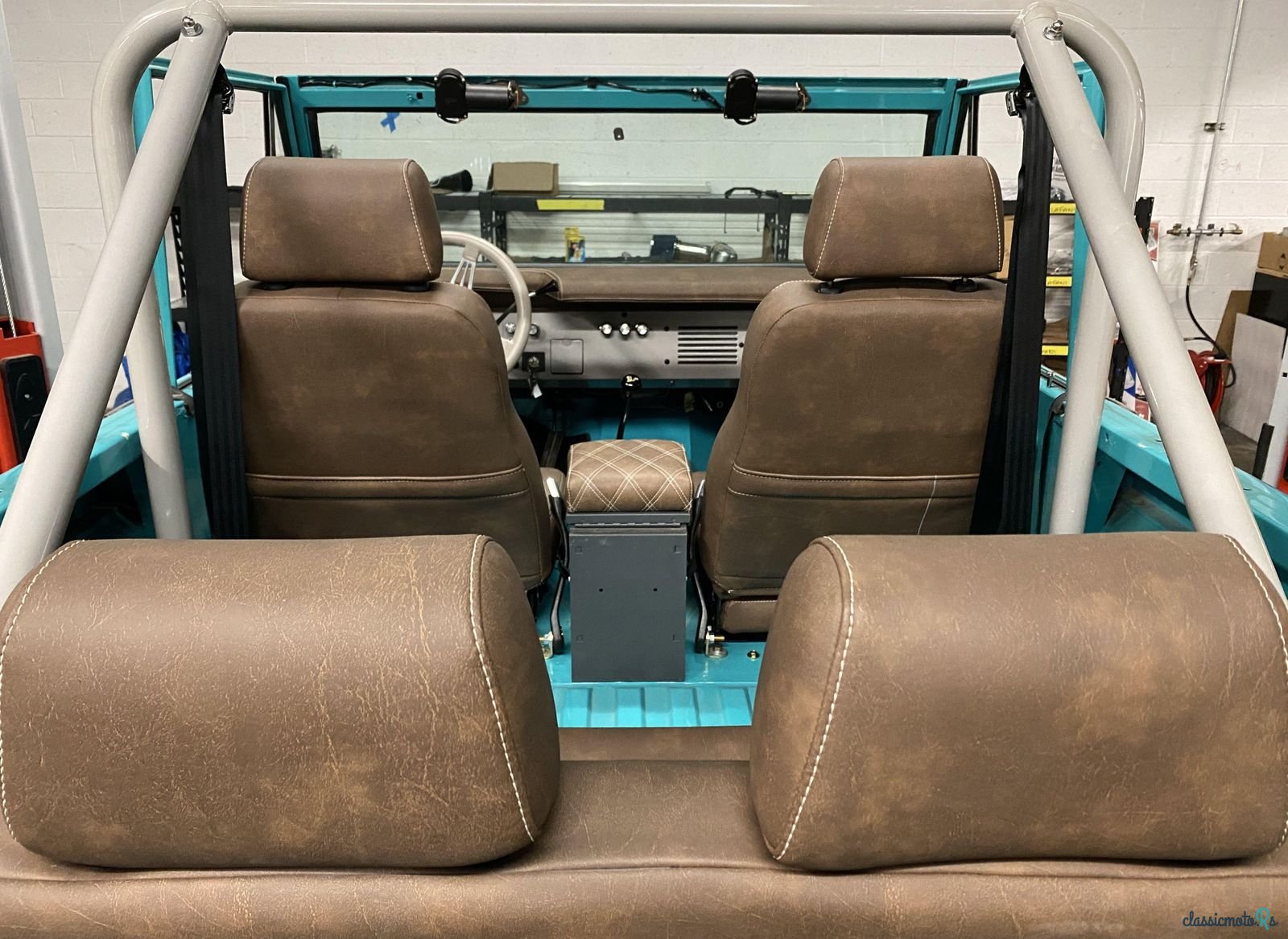 1970' Ford Bronco photo #4