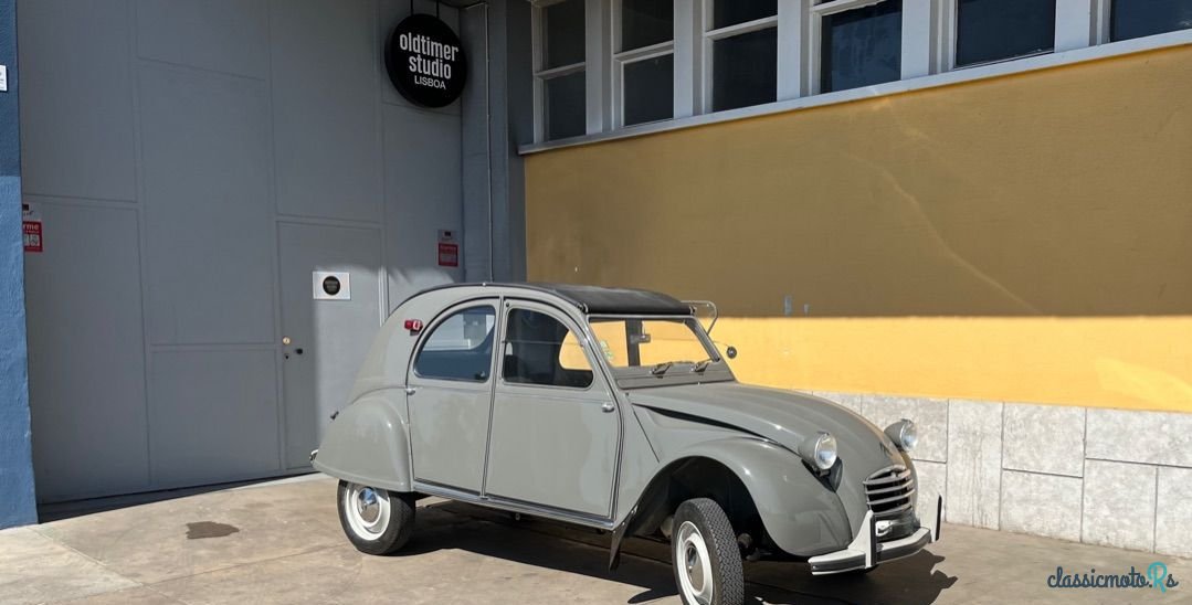 1966' Citroen 2CV photo #3