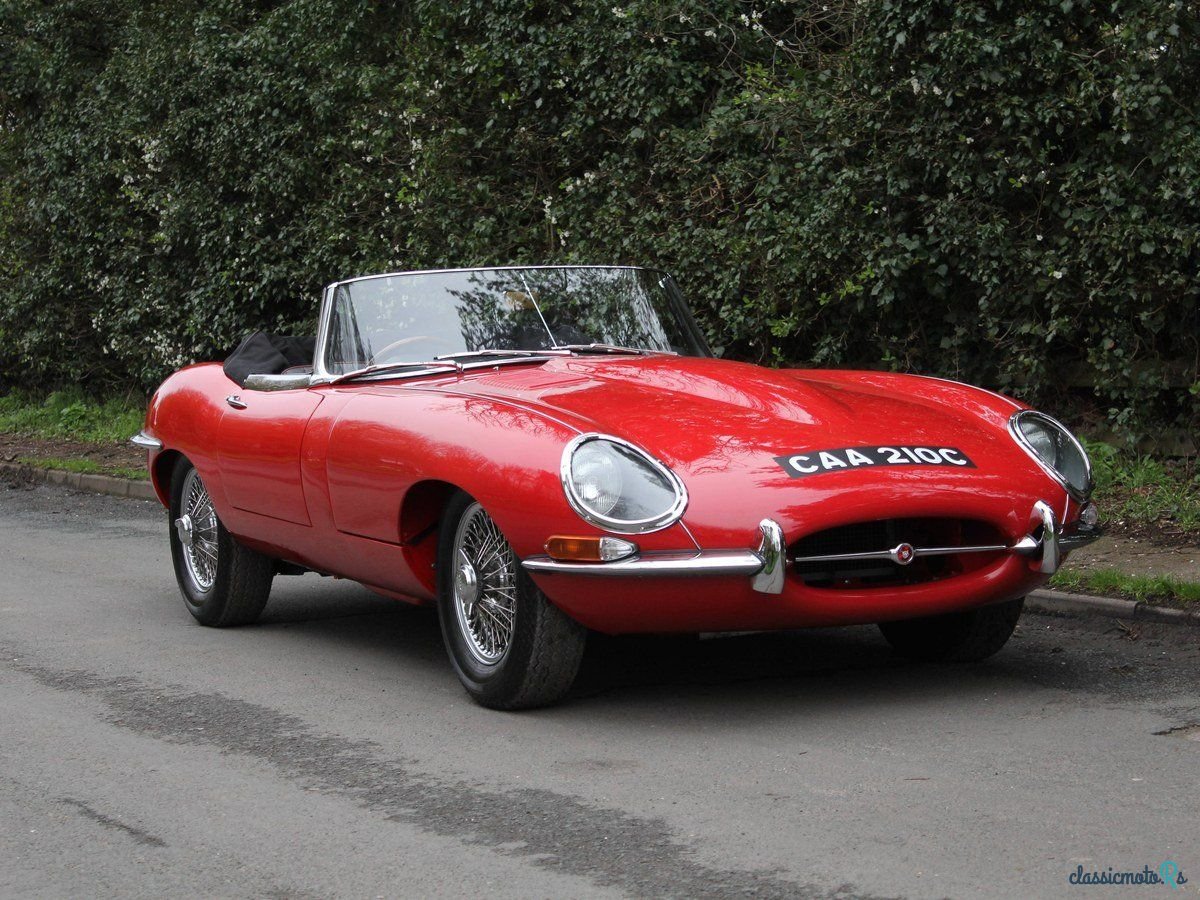 1965' Jaguar E-Type photo #1