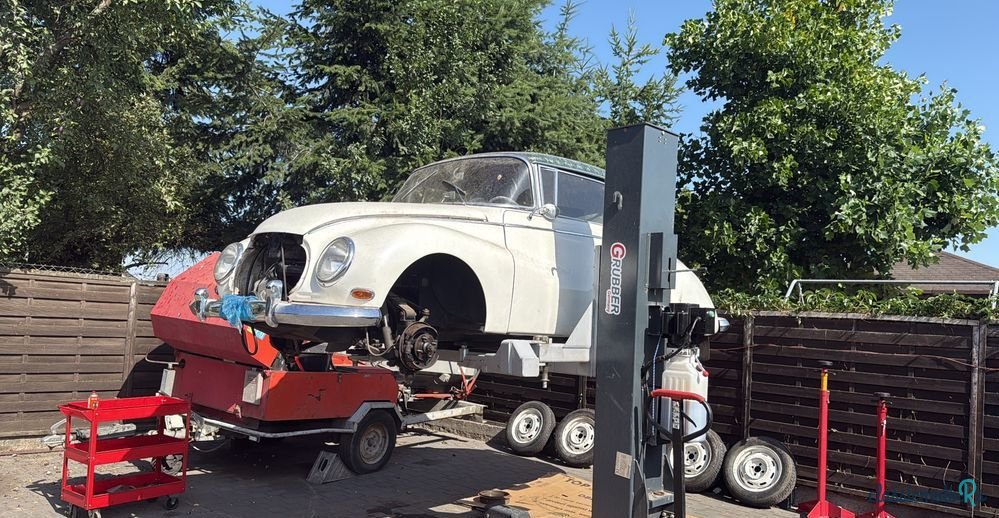 1960' Audi 100 photo #5
