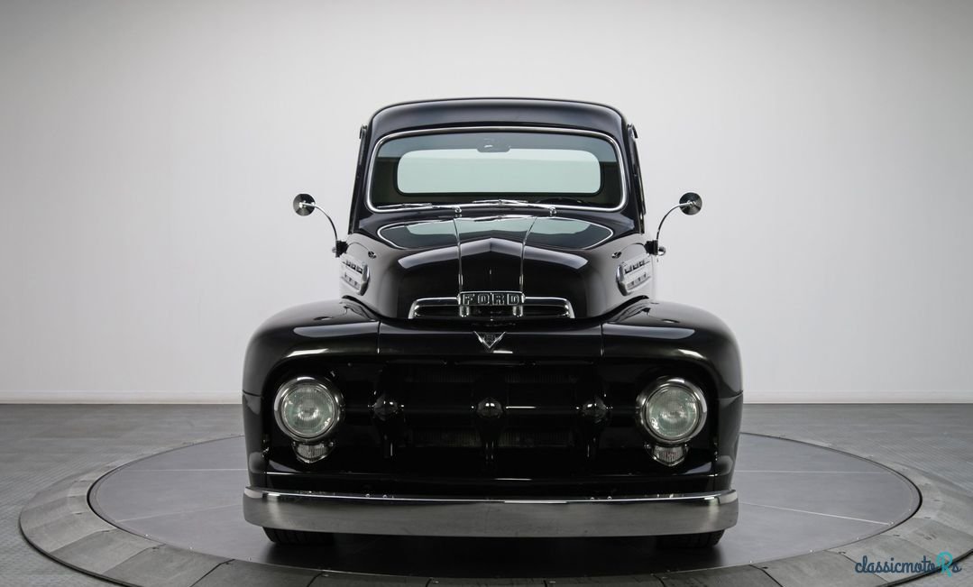 1952' Ford F-100 photo #5
