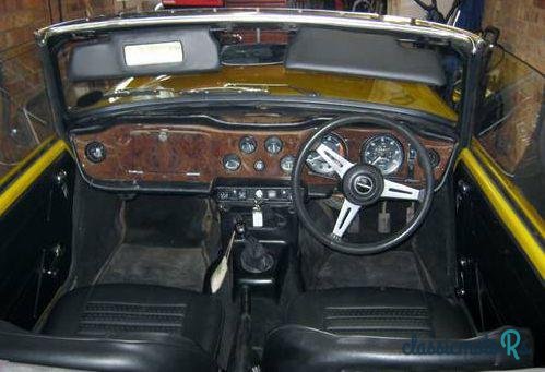1970' Triumph TR6 photo #4