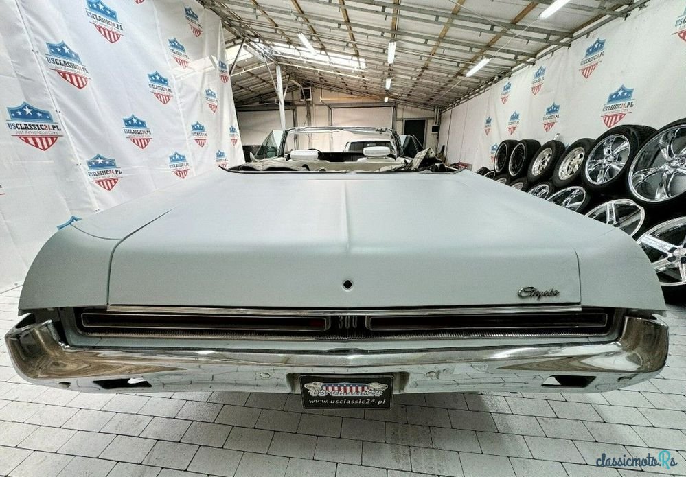 1969' Chrysler 300 photo #5