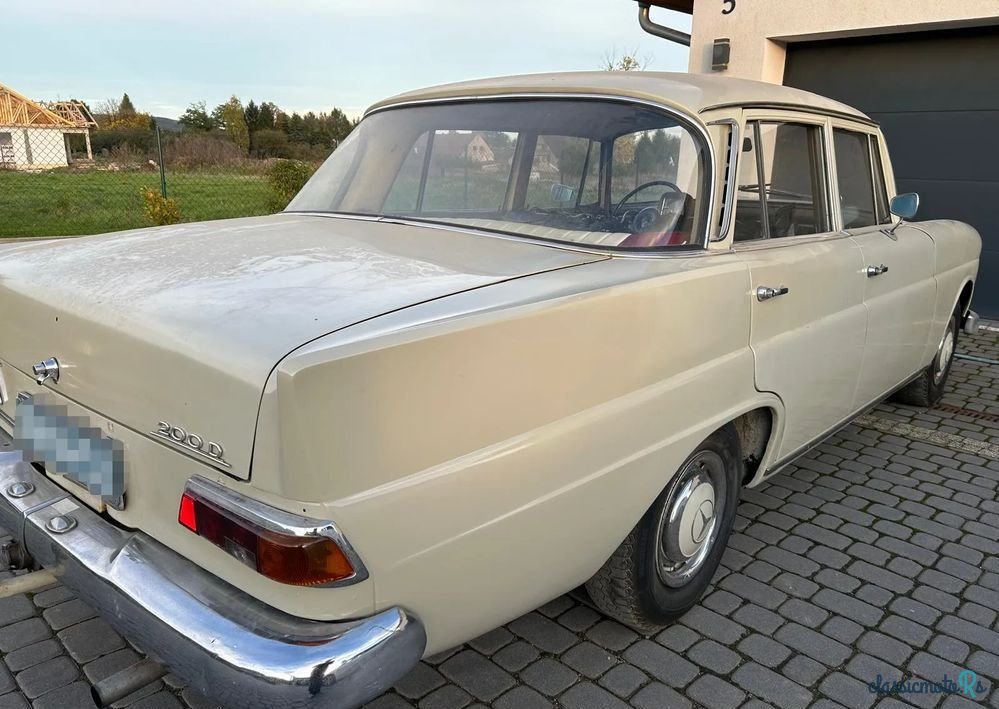 1965' Mercedes-Benz W110 photo #2