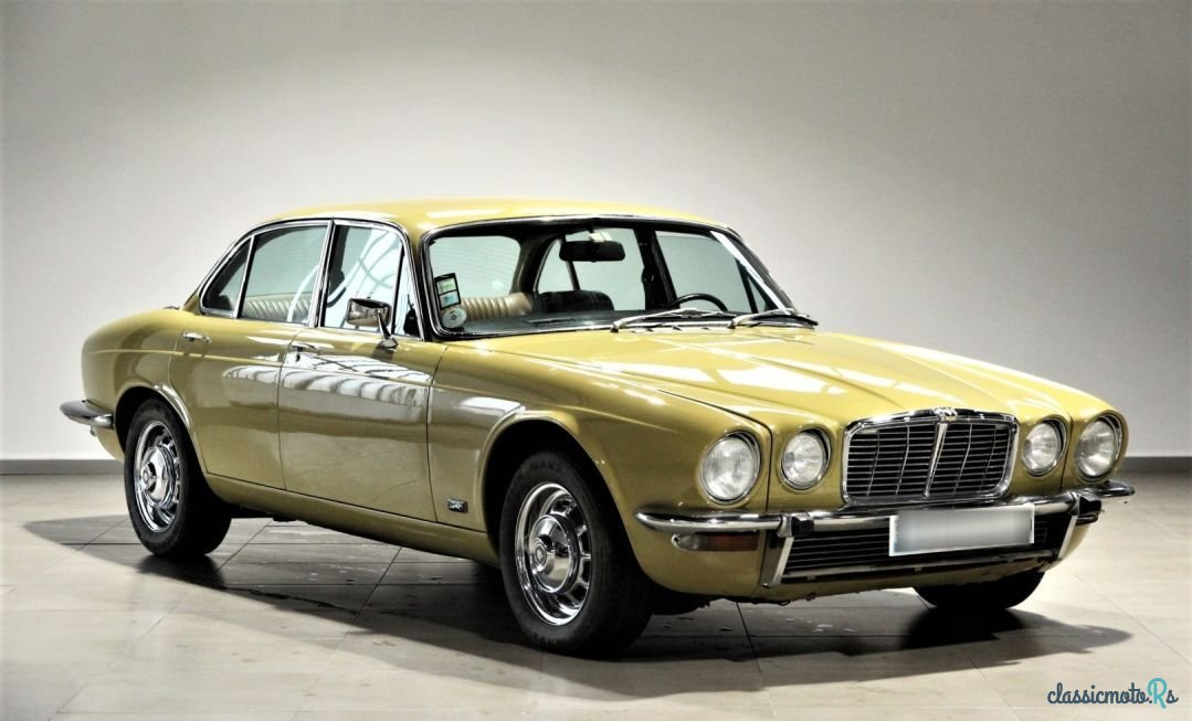1974' Jaguar XJ photo #1