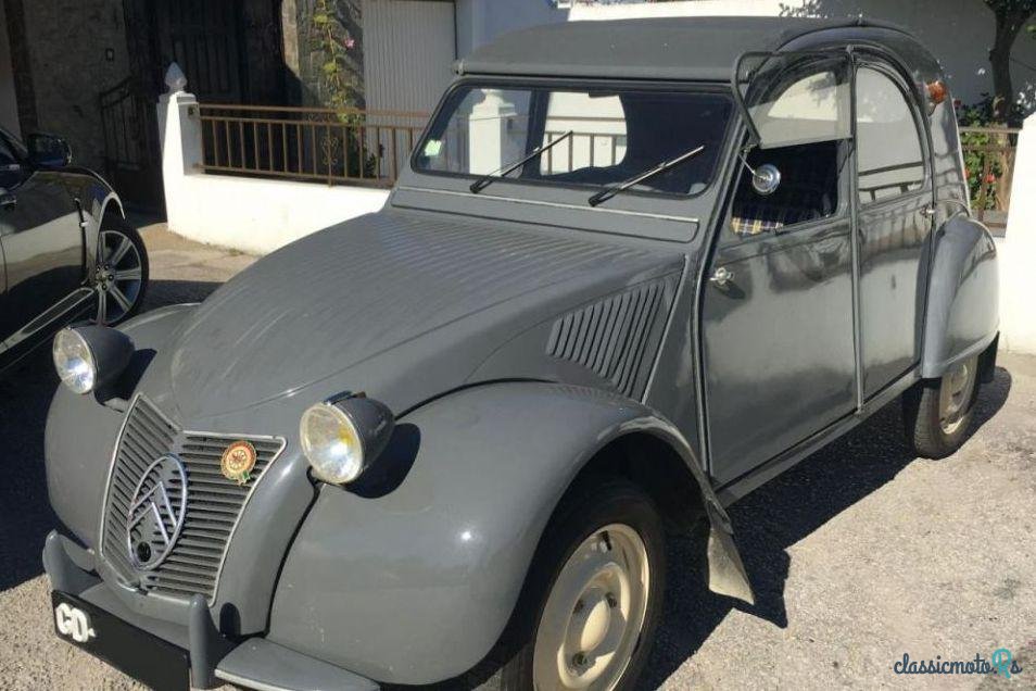 1954' Citroen 2CV photo #1