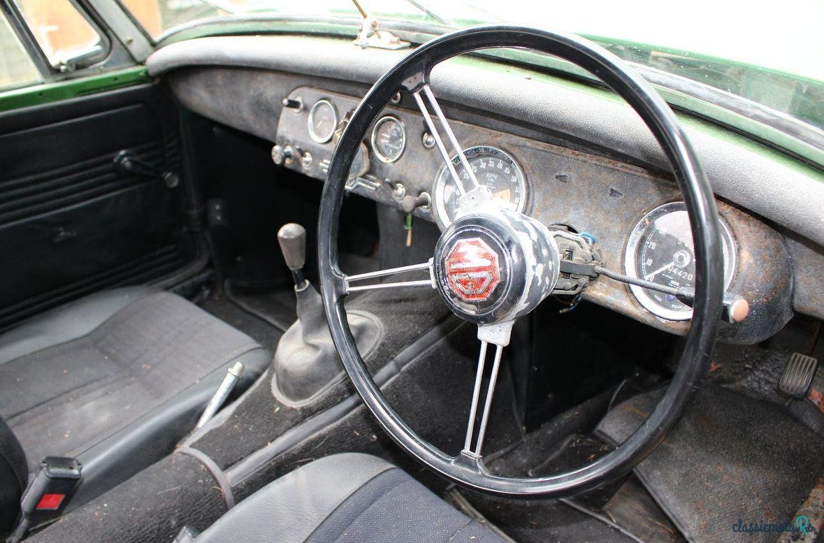 1969' MG Midget photo #3