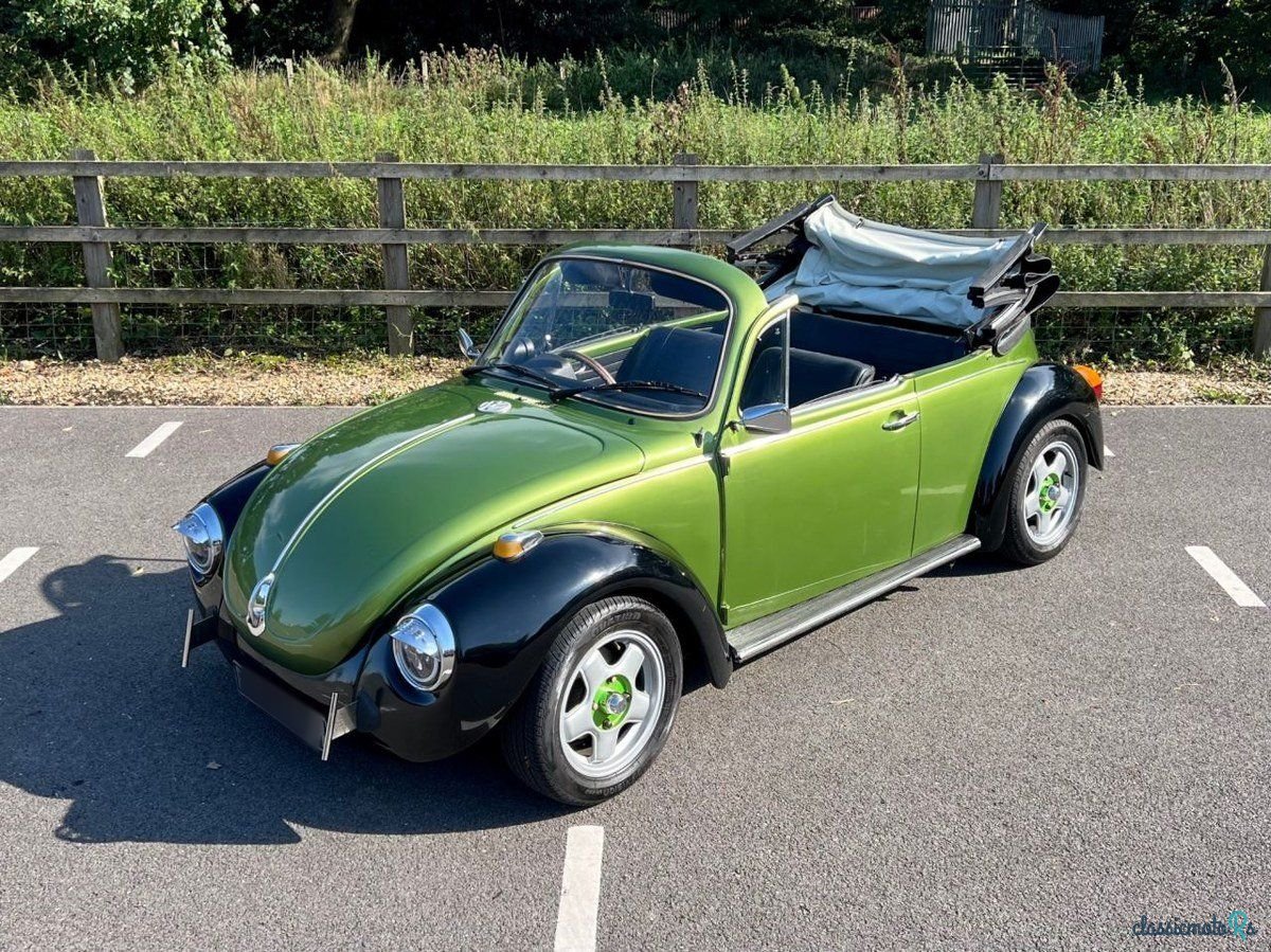 1974' Volkswagen Beetle photo #1