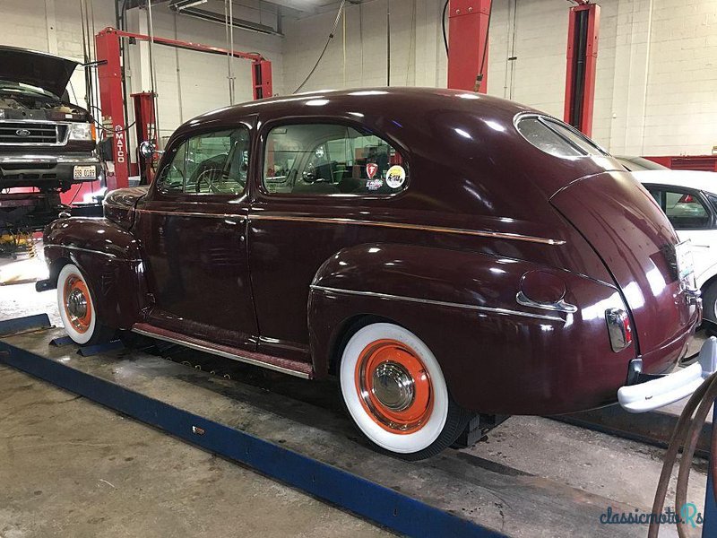 1941' Ford Super Deluxe photo #3
