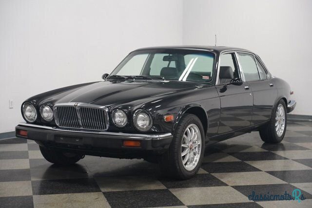 1983' Jaguar XJ6 photo #6