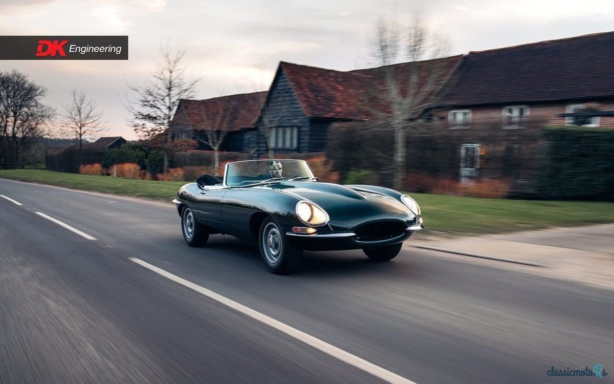 1967' Jaguar E-Type photo #1