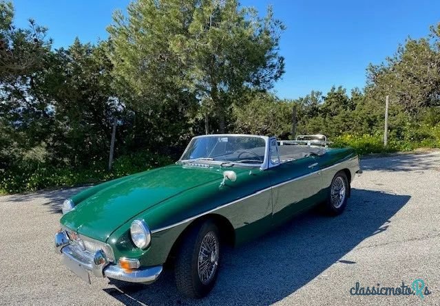 1967' MG MGB photo #2