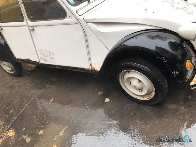 1980' Citroen 2 Cv photo #3