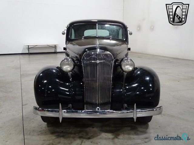 1937' Chevrolet photo #2