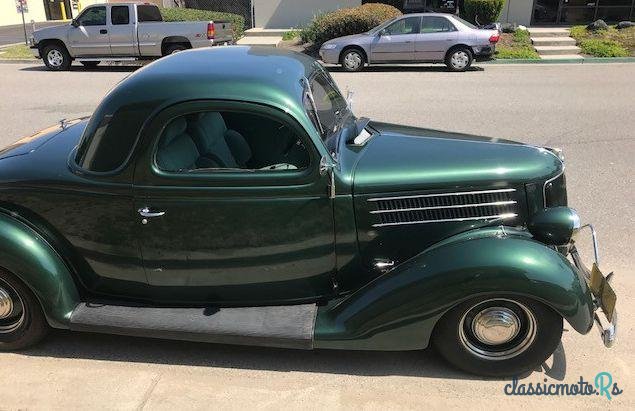 1936' Ford Deluxe photo #2