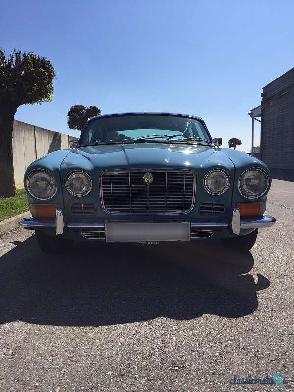 1972' Jaguar XJ photo #3