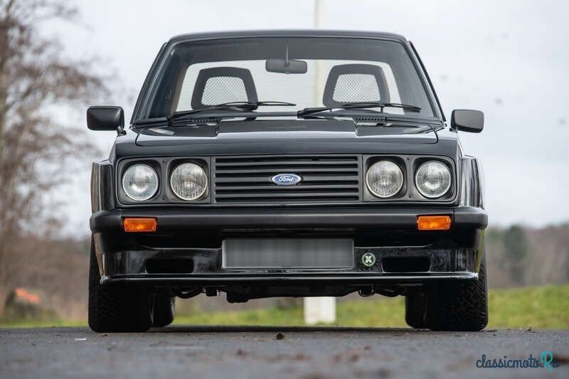 1980' Ford Escort photo #6