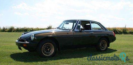 1975' MG MG B GT photo #3