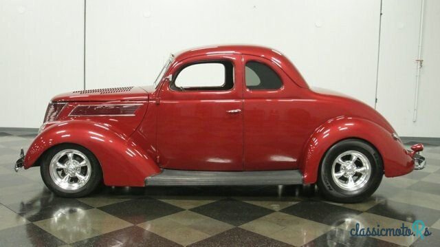 1937' Ford photo #1